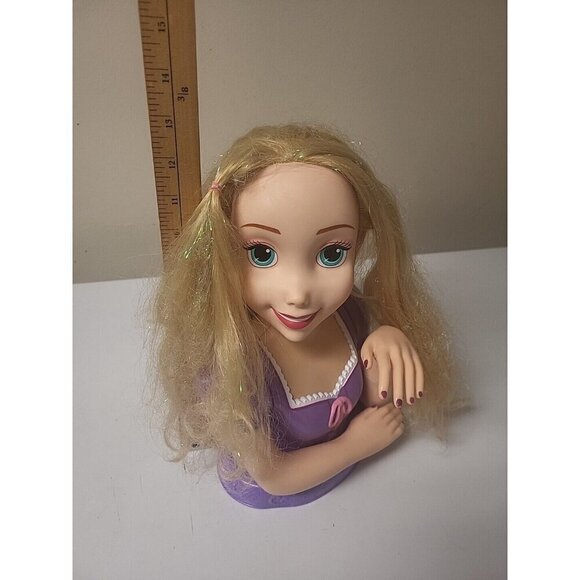 Disney Princess Rapunzel  13" Styling Head Shimmering Makeover Toy - Picture 8 of 12
